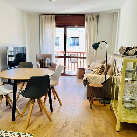 Apartamento Alba 2 Jaca Esterno foto