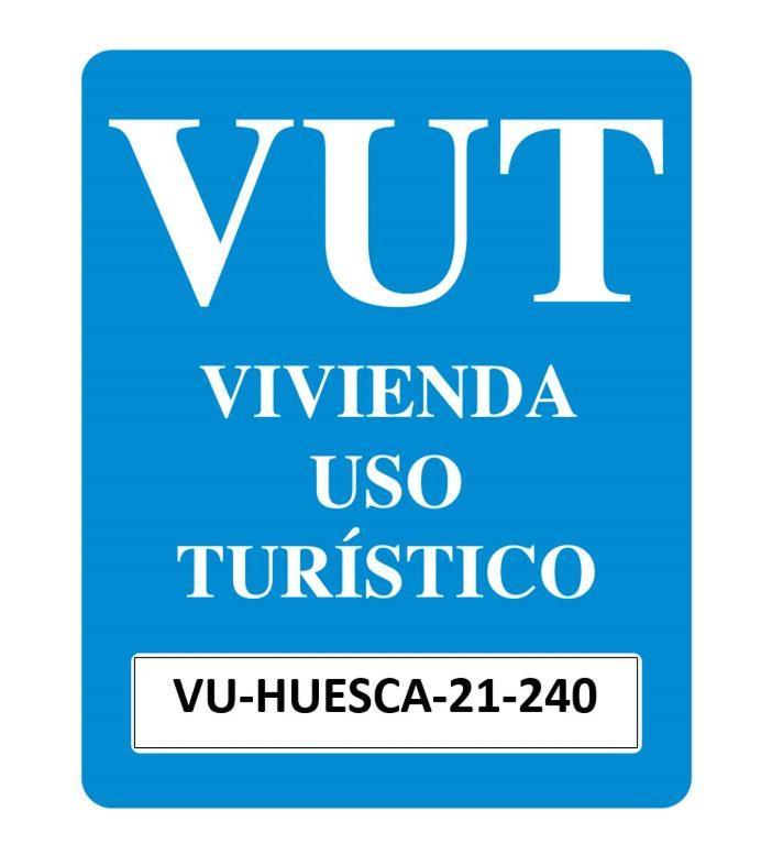 Apartamento Alba 2 Jaca Esterno foto