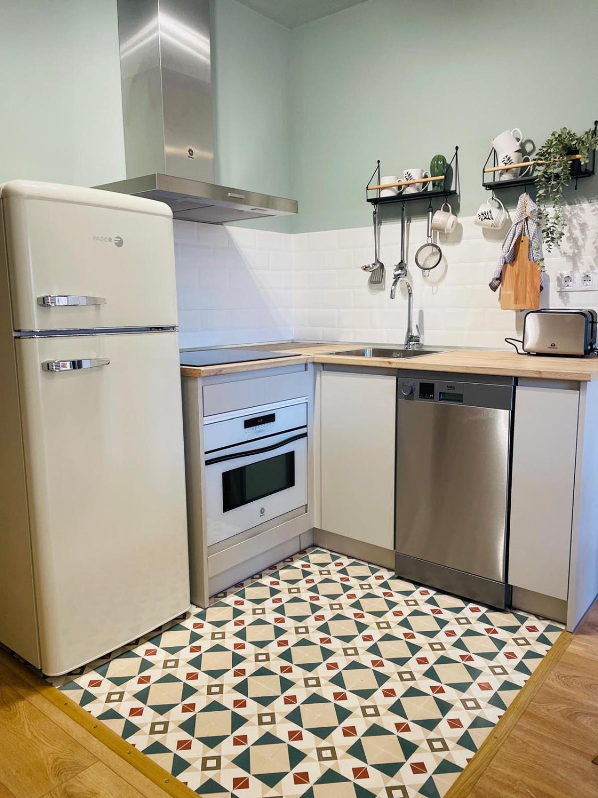 Apartamento Alba 2 Jaca Esterno foto